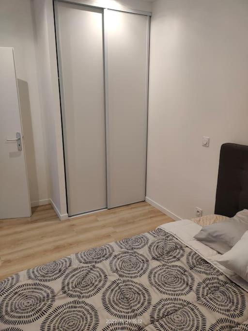 Logement Complet A 维勒班 外观 照片