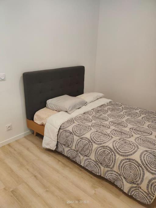 Logement Complet A 维勒班 外观 照片